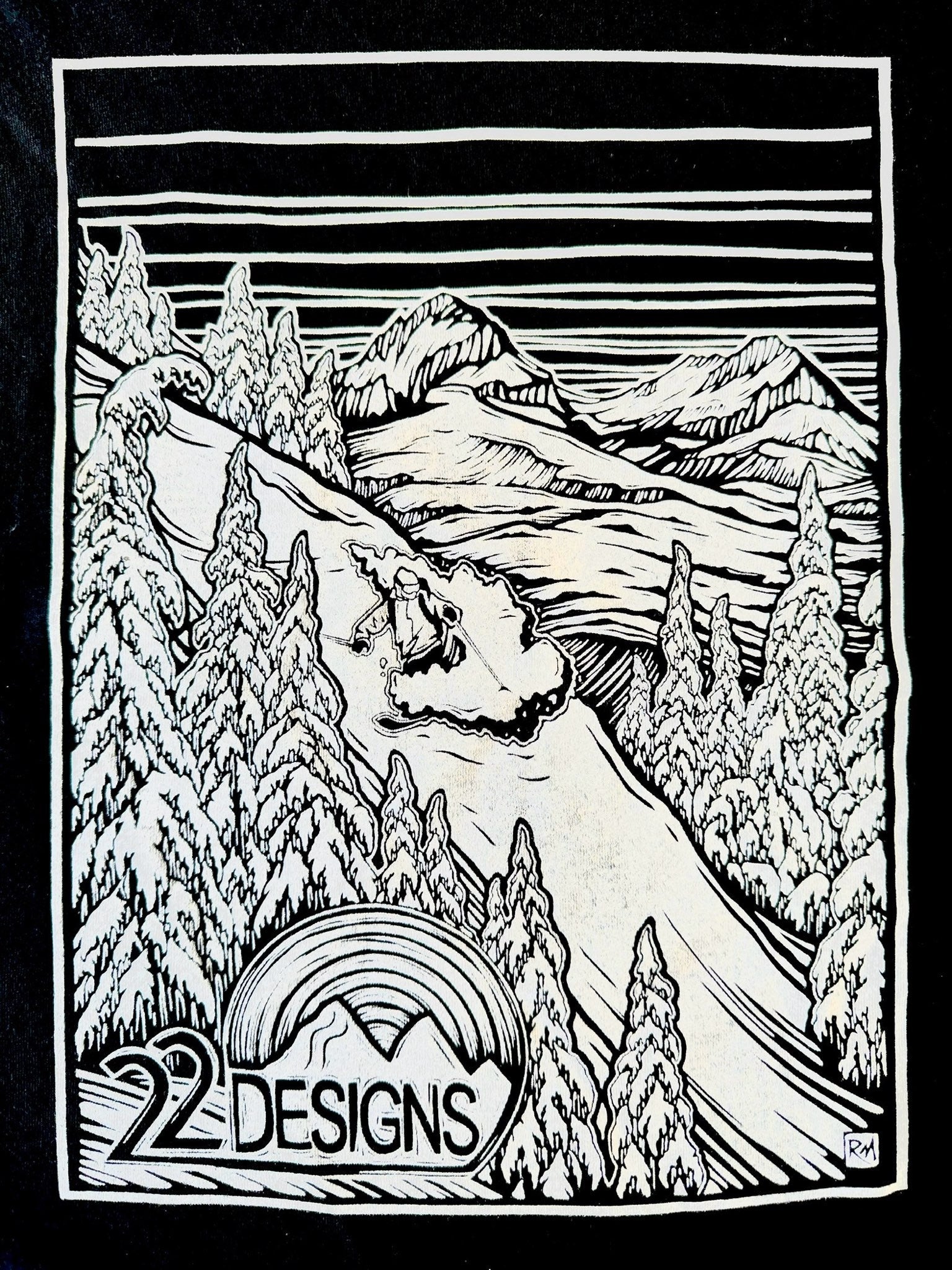 22 Designs Women's T-shirt